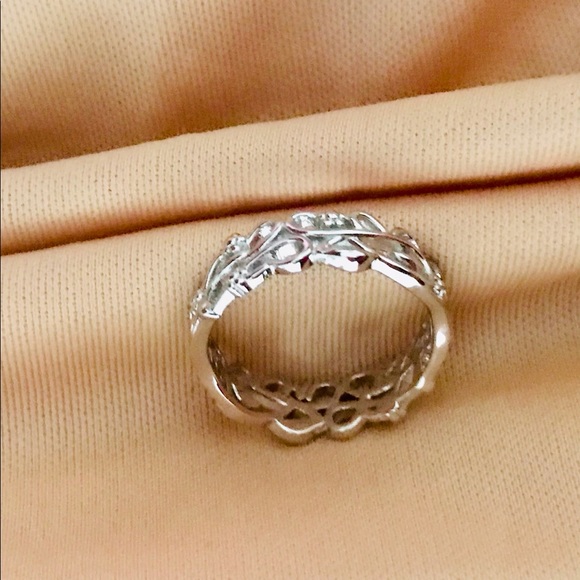 925 Sterling Silver Floral Band Ring size 7 - Picture 5 of 6